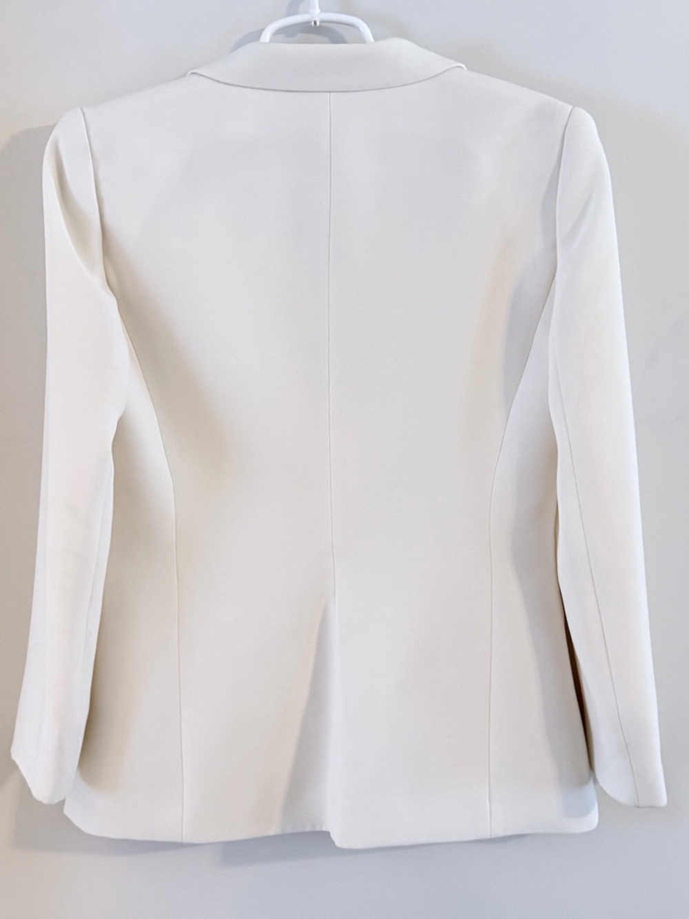 Tahari Arthur S Levine Cream Two-Piece Pants Suit - Classic Tailored Set Size 6 - Picture 3 of 14
